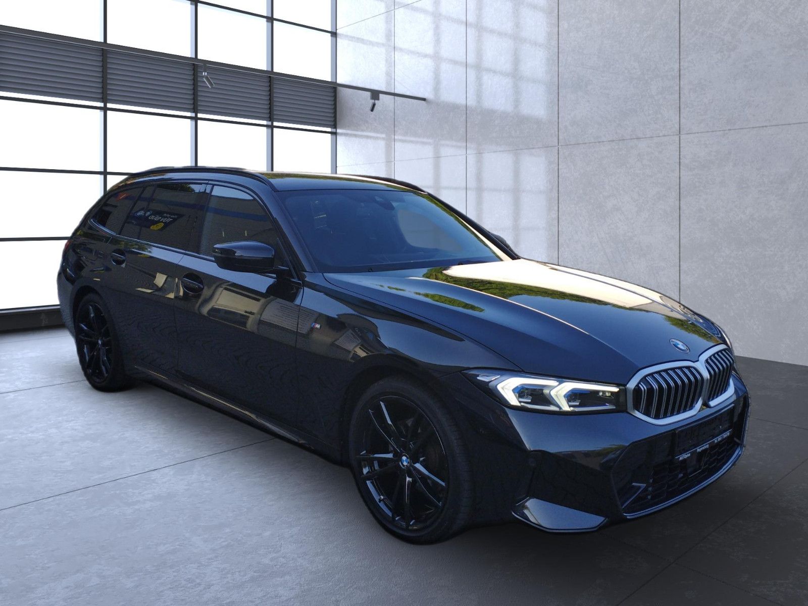 BMW 320 d xDrive M Sport - Samsaru's Car Outlet