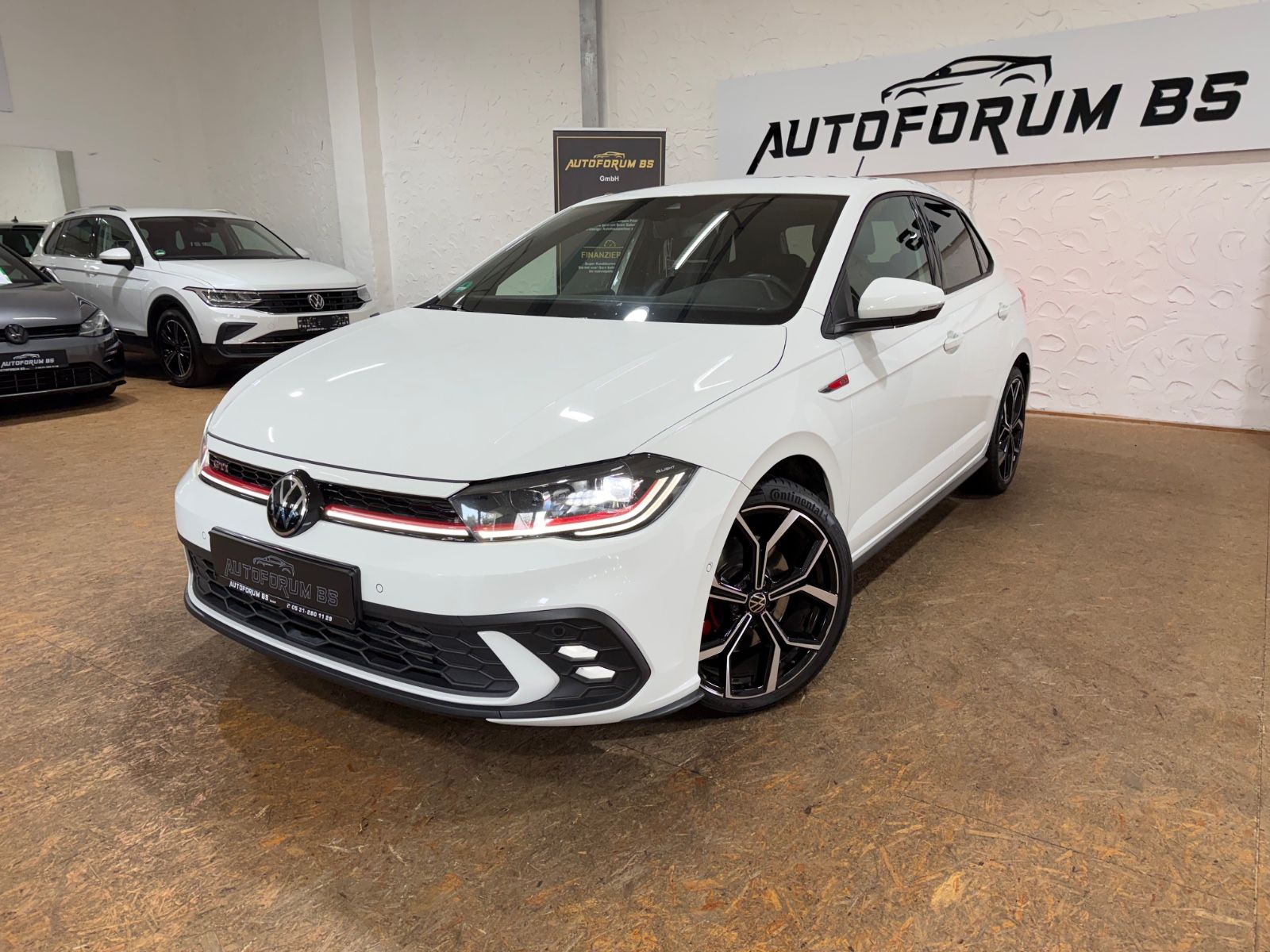 Volkswagen Polo VI GTI 2.0TSI DSG/ALCANTARA/CAM/MATRIX/18"