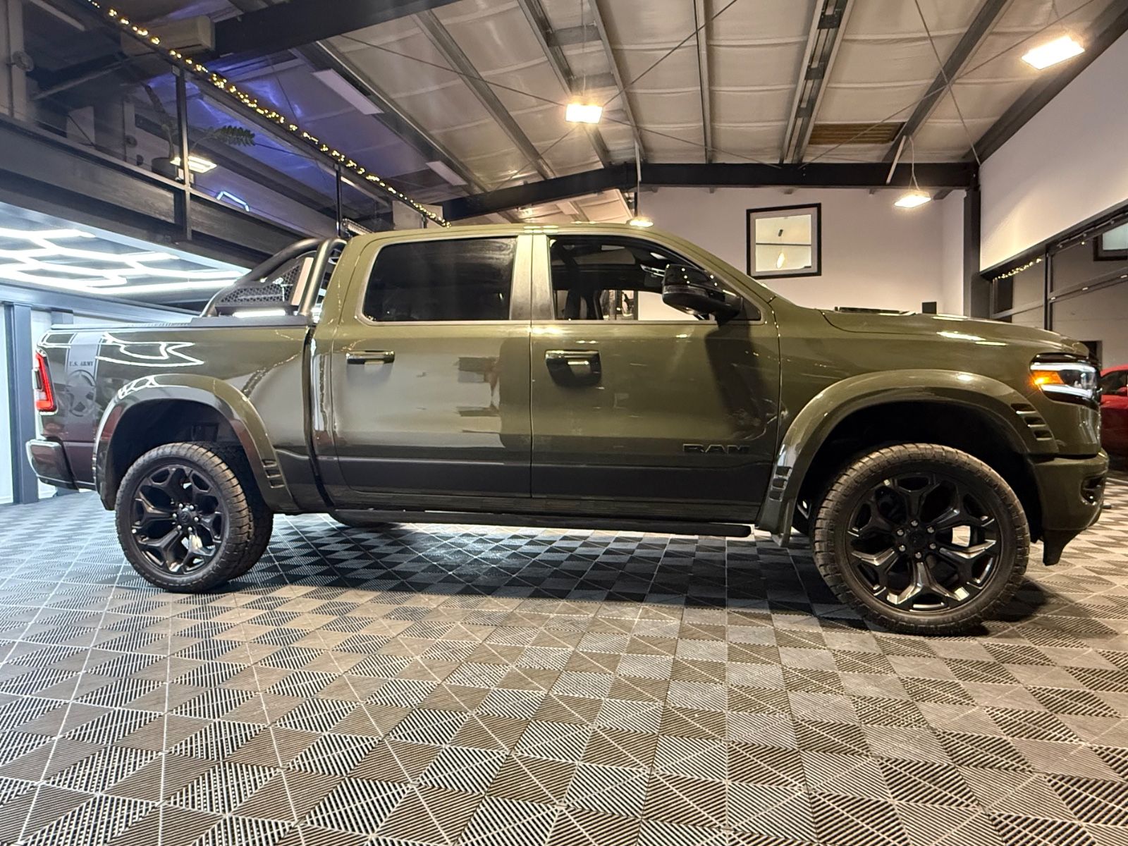Dodge RAM 1500 5.7 LIMITED/NIGHT/VIRTUAL/FACELIFT/19%/