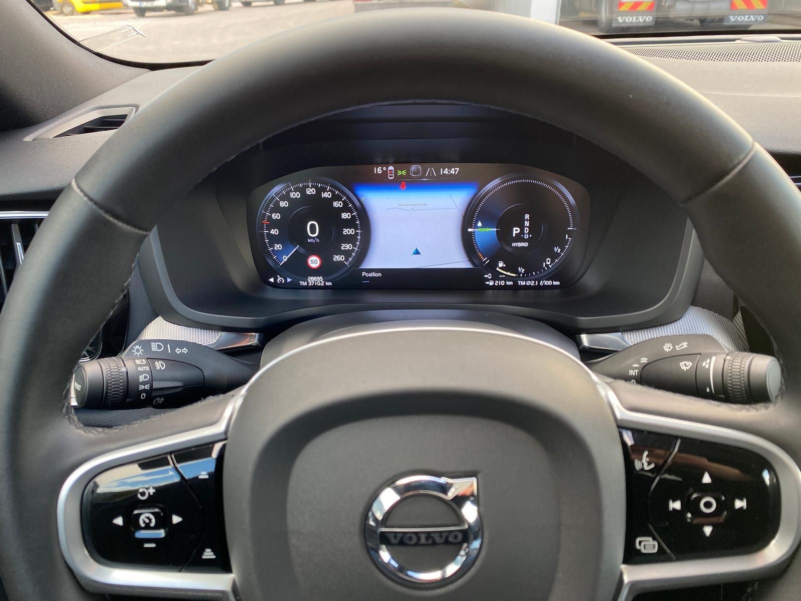 Volvo S60 T8 Recharge Plus Dark AWD CAM LED LHZ MEMORY