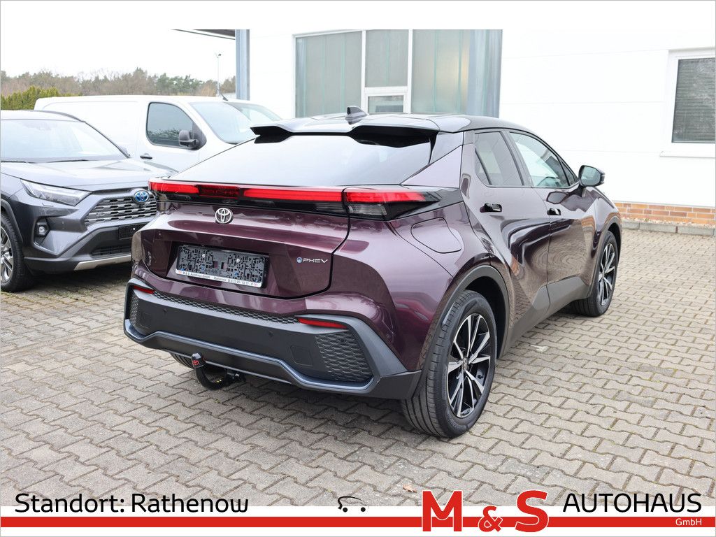 Toyota C-HR 2.0 Plug-In Hybrid FWD Team Deutschland