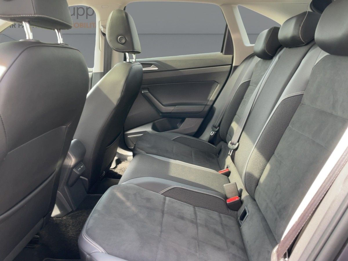 Volkswagen Taigo 1.5 TSI Style - Samsaru's Car Outlet
