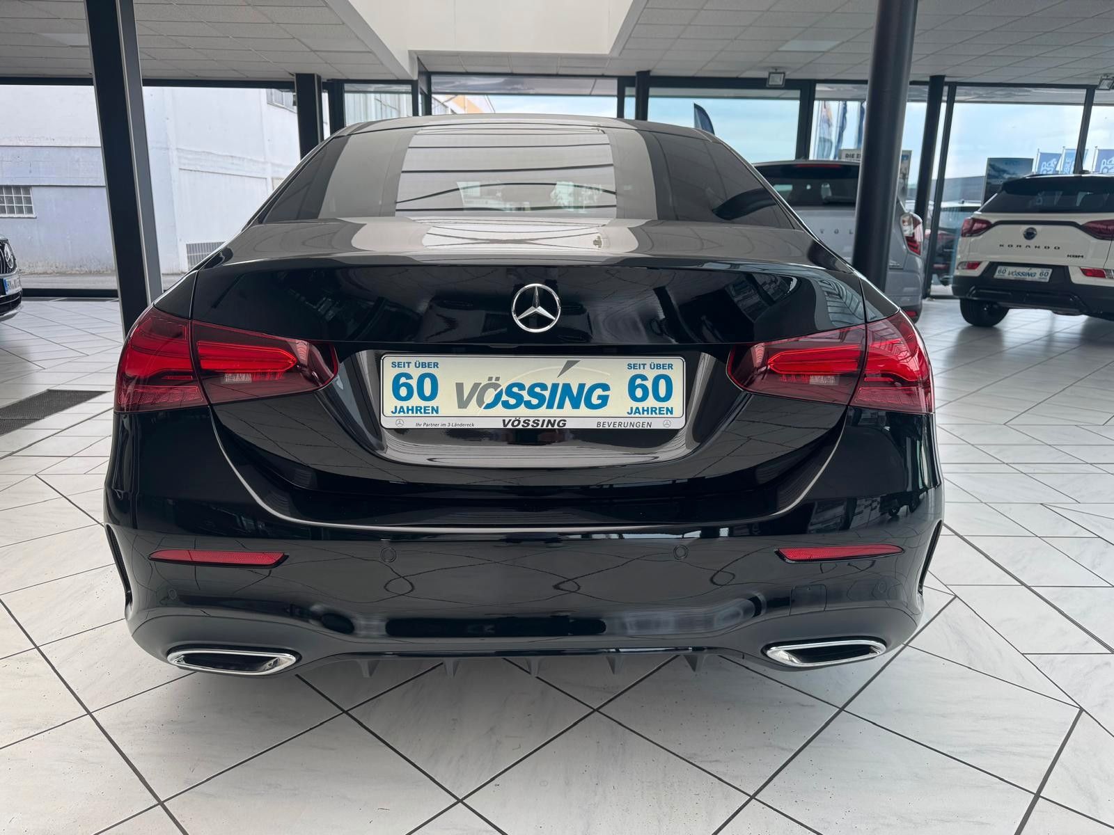 Mercedes-Benz A 200 AMG Line Advanced Plus - Samsaru's Car Outlet
