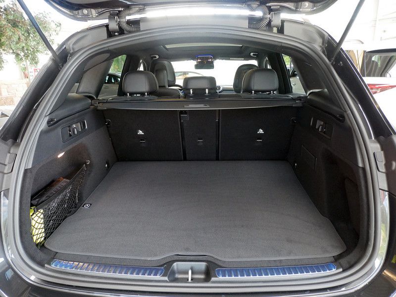 Mercedes-Benz GLC 300 d 4M AMG NIGHT MEMO 360 AHK DISTR KAMERA