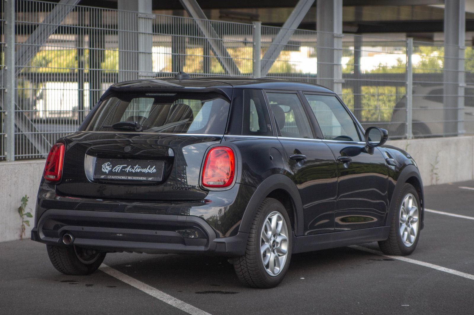 MINI Cooper Yours - Samsaru's Car Outlet