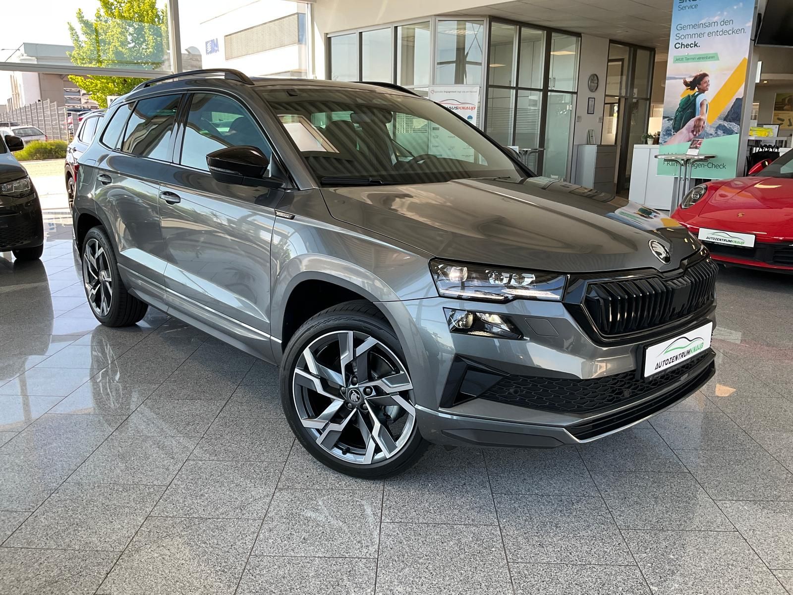 Skoda Karoq 2.0TSI Sportline 4x4 5JGarantie AHK StHz P