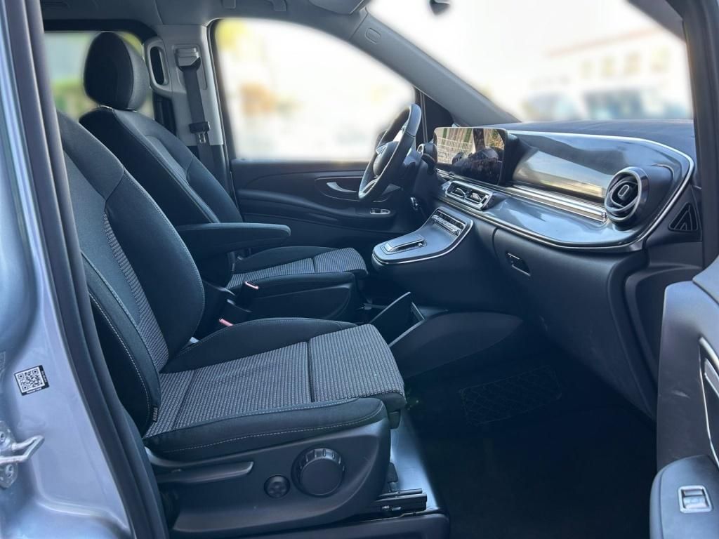 Mercedes-Benz V 300 d STYLE - Samsaru's Car Outlet