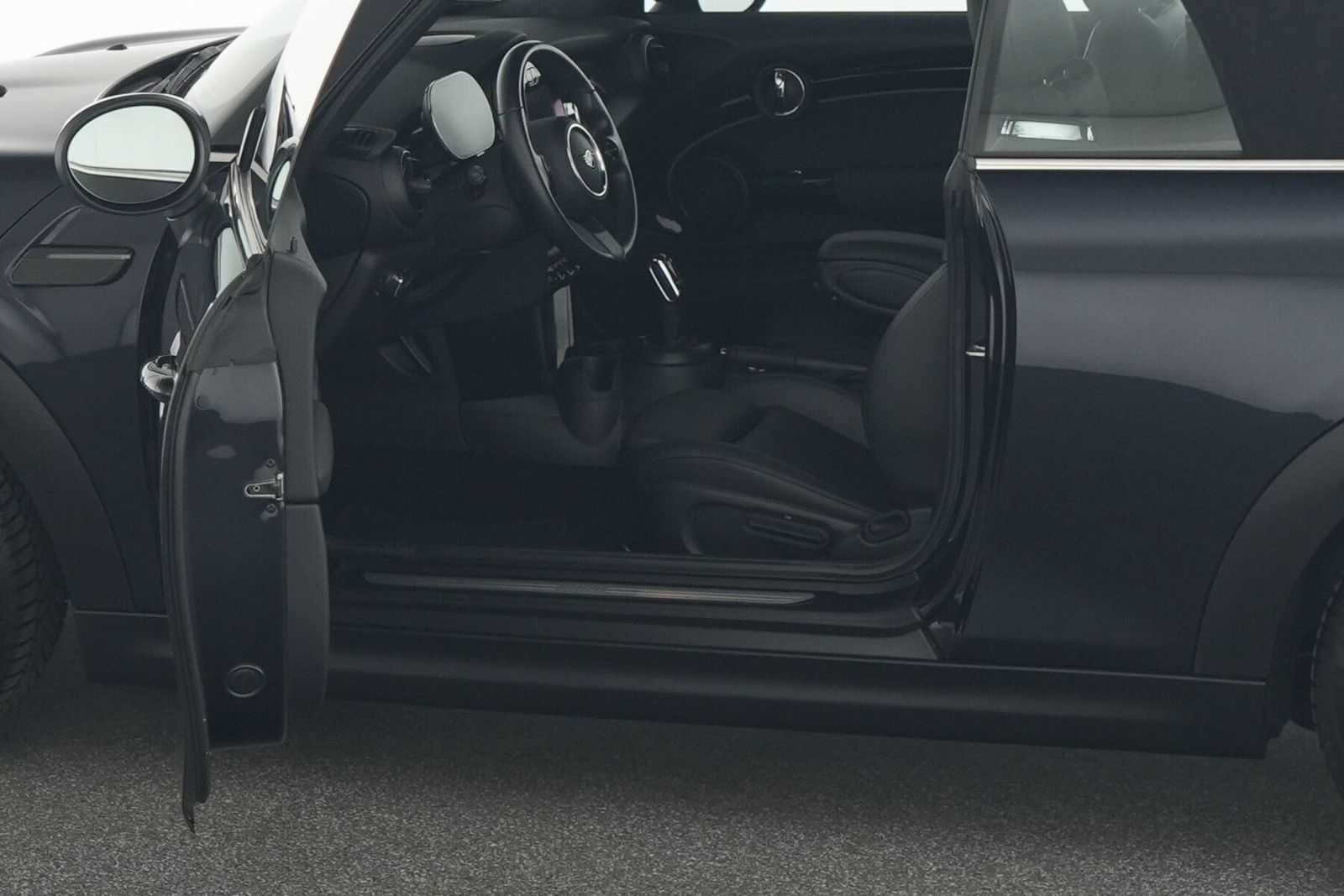 MINI Cooper Cab. Classic Trim - Samsaru's Car Outlet