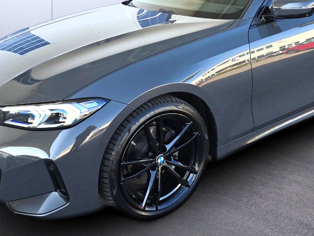 BMW 320 d xDr. Tour. M Sport+ACC+LED+STANDH.+HARMANN