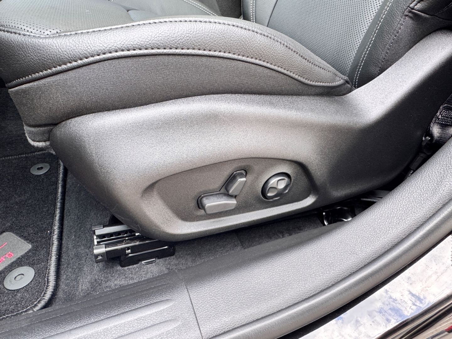 Jeep Compass Summit PHEV 4xe 1.3 AHK Leder 360°Kamr A