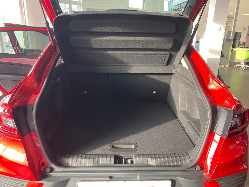 Renault Arkana E-TECH 145 INTENS - Samsaru's Car Outlet