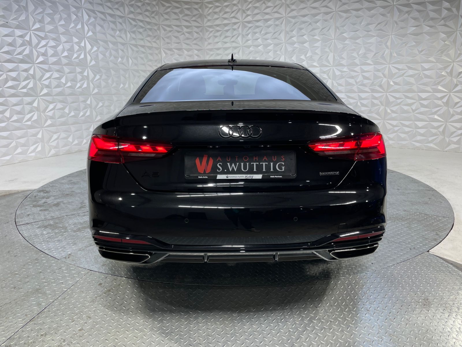 Audi A5 Coupe 40 TFSI quattro S line Competition