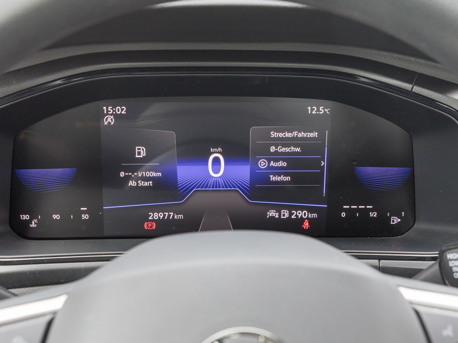 Volkswagen T-Roc 1.0 TSI - Samsaru's Car Outlet
