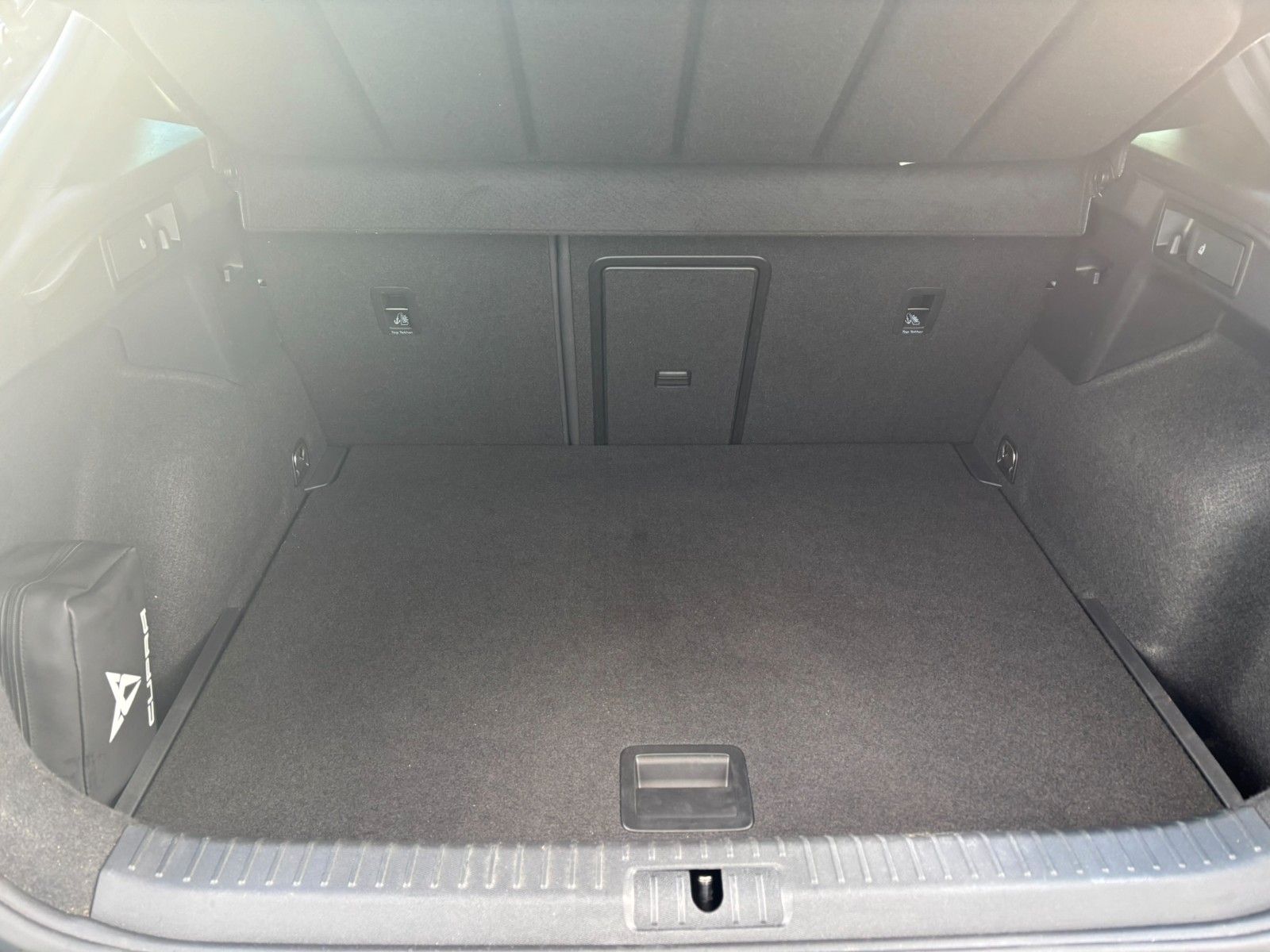 Cupra Formentor VZ 4Drive - Samsaru's Car Outlet