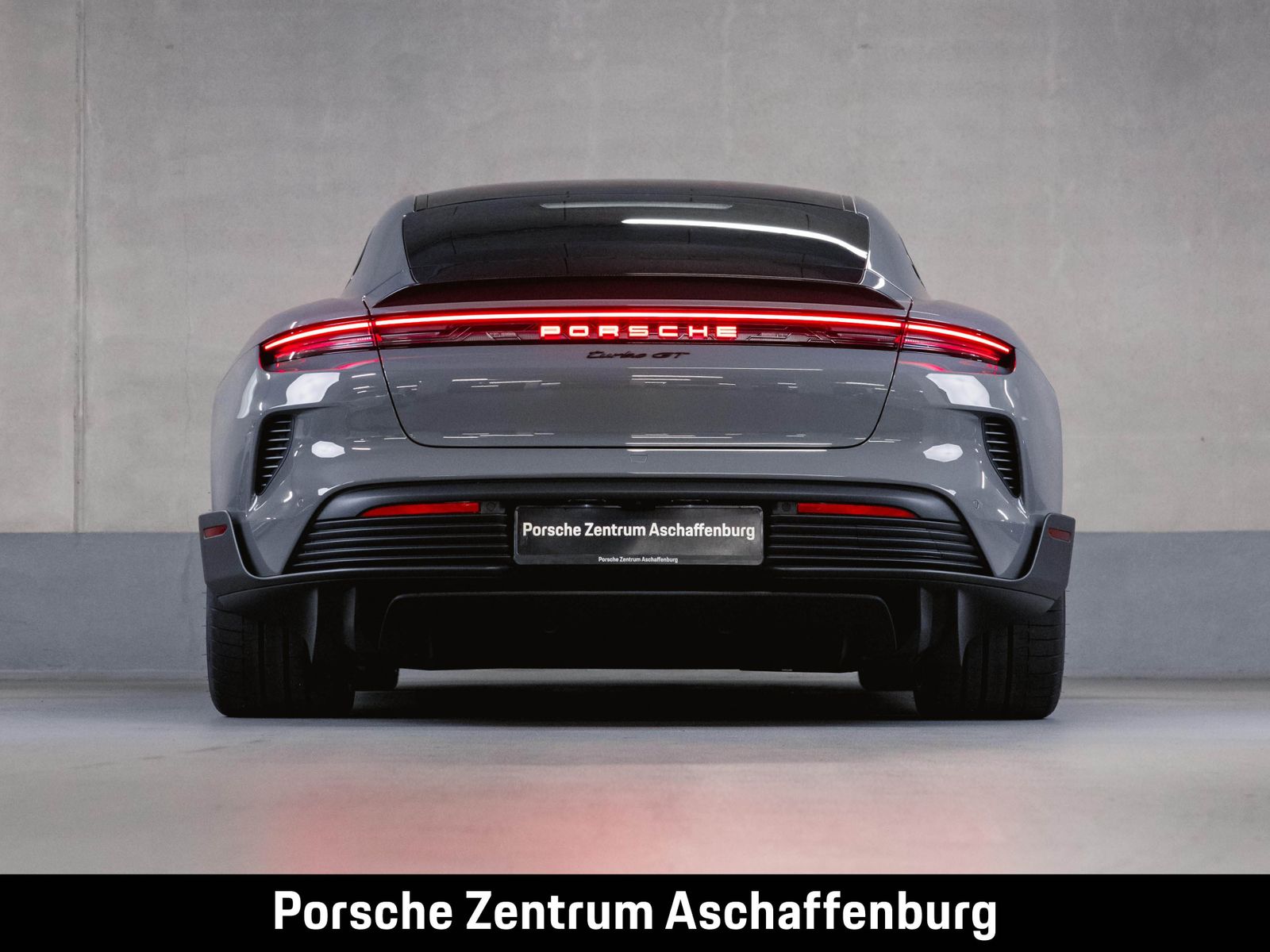 Porsche Taycan Turbo GT PTS 18 Wege Burmester
