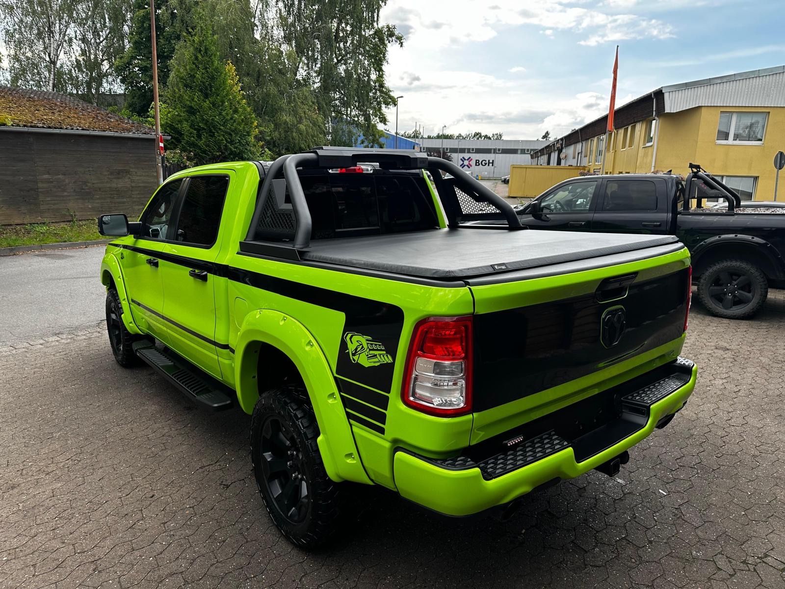 Dodge LIMITED*V8*4X4*AHK*LED*BÜGEL*OFFROAD*GARANTIE*
