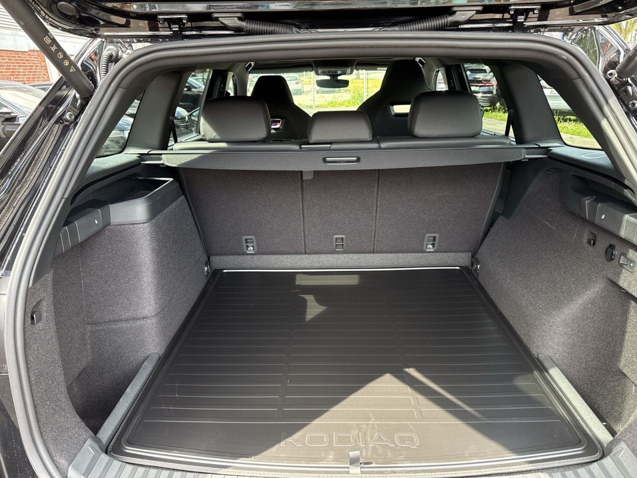 Skoda Kodiaq 1.5 TSI iV Sportline *360*20ZOLL*ACC*