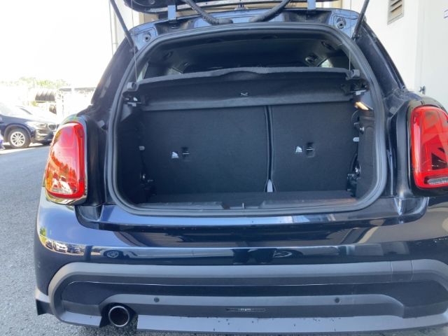 MINI Cooper - Samsaru's Car Outlet
