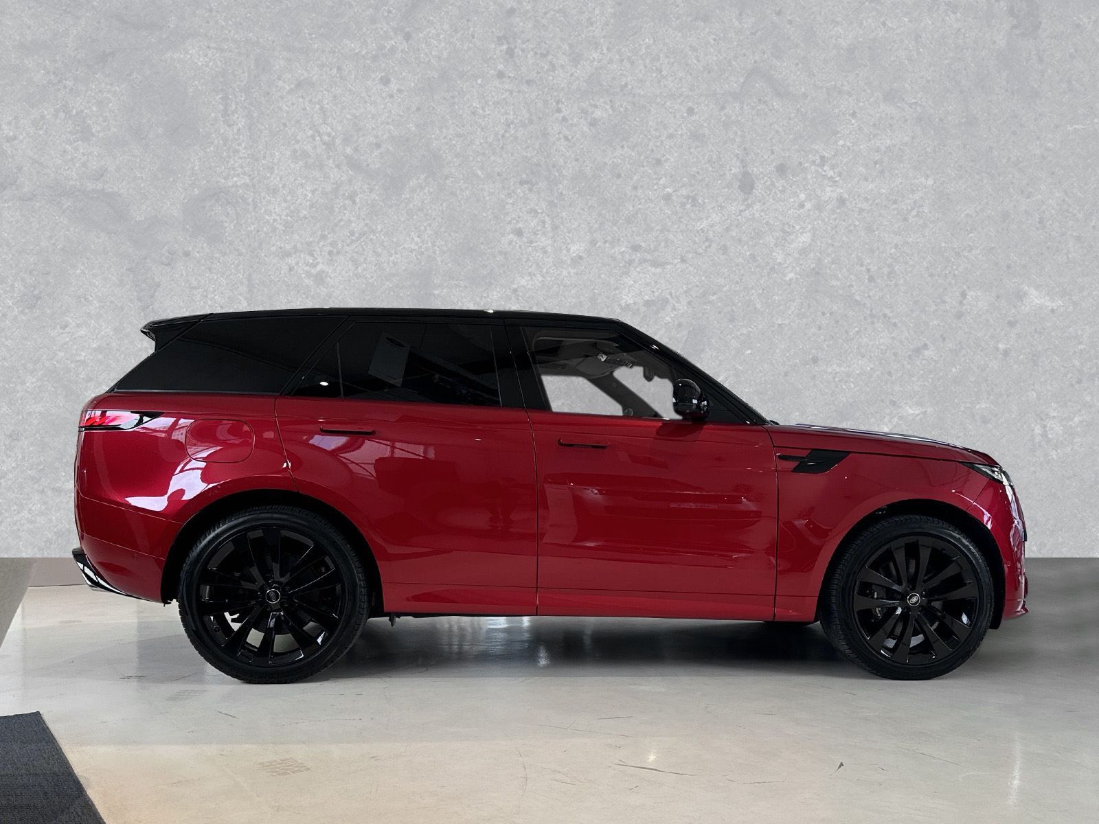 Range Rover Sport 4.4 First Edition - Samsaru's Car Outlet