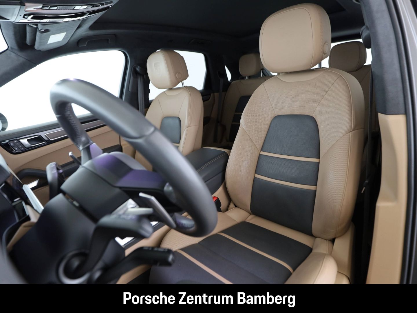 Porsche Cayenne Turbo/ Head-Up/ InnoDrive/ Massage/ Spor