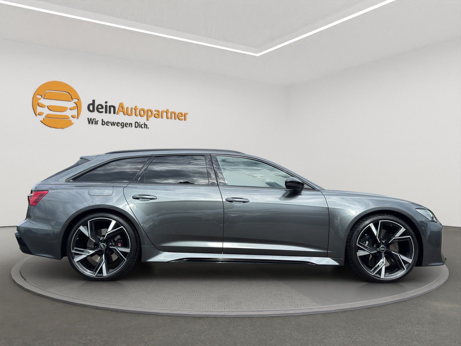 Audi RS 6 Avant 4.0 TFSI quattro LED/LEDER/HUD/AIR SU