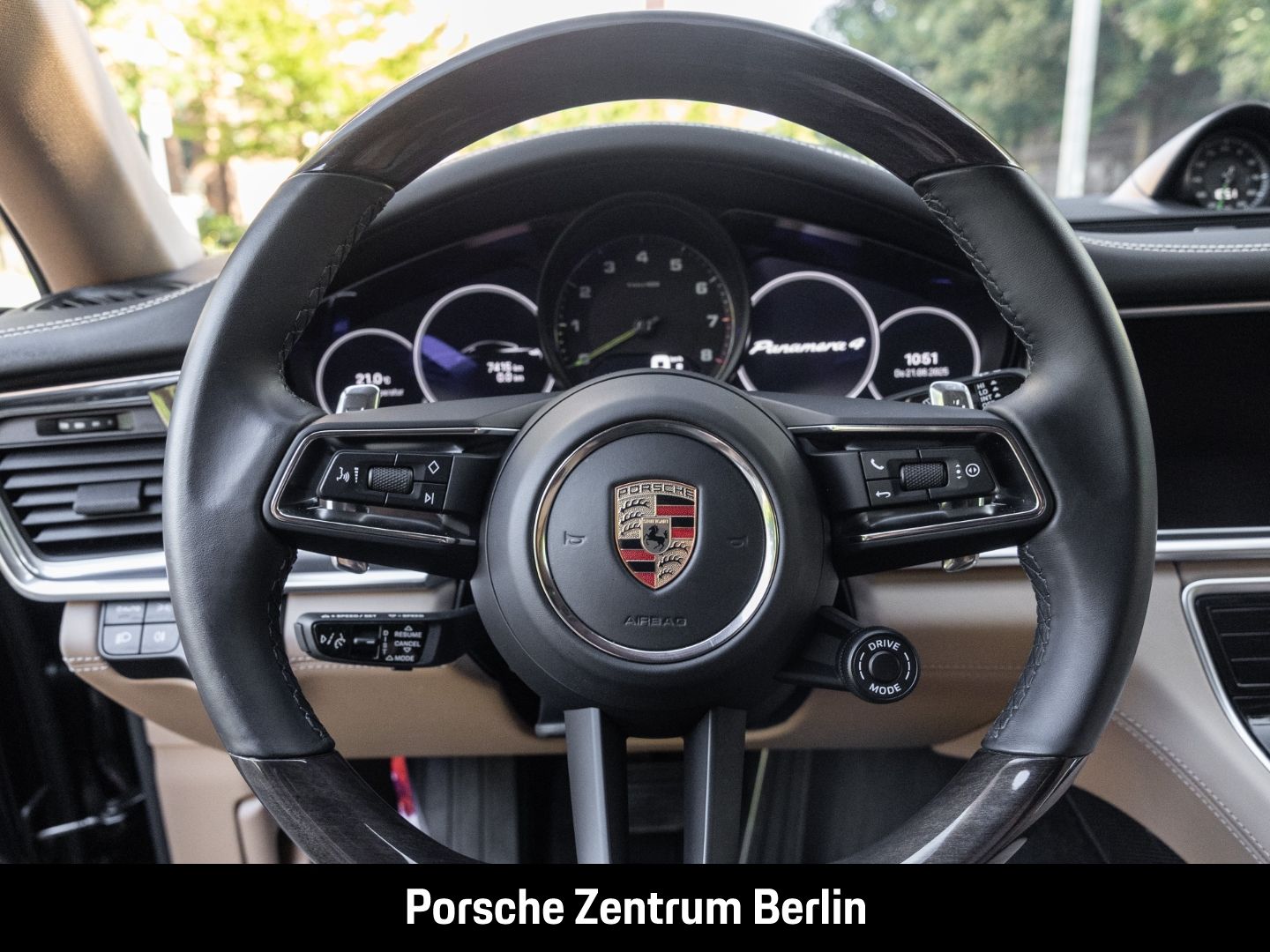 Porsche Panamera 4 E-Hybrid Platinum Edition InnoDrive