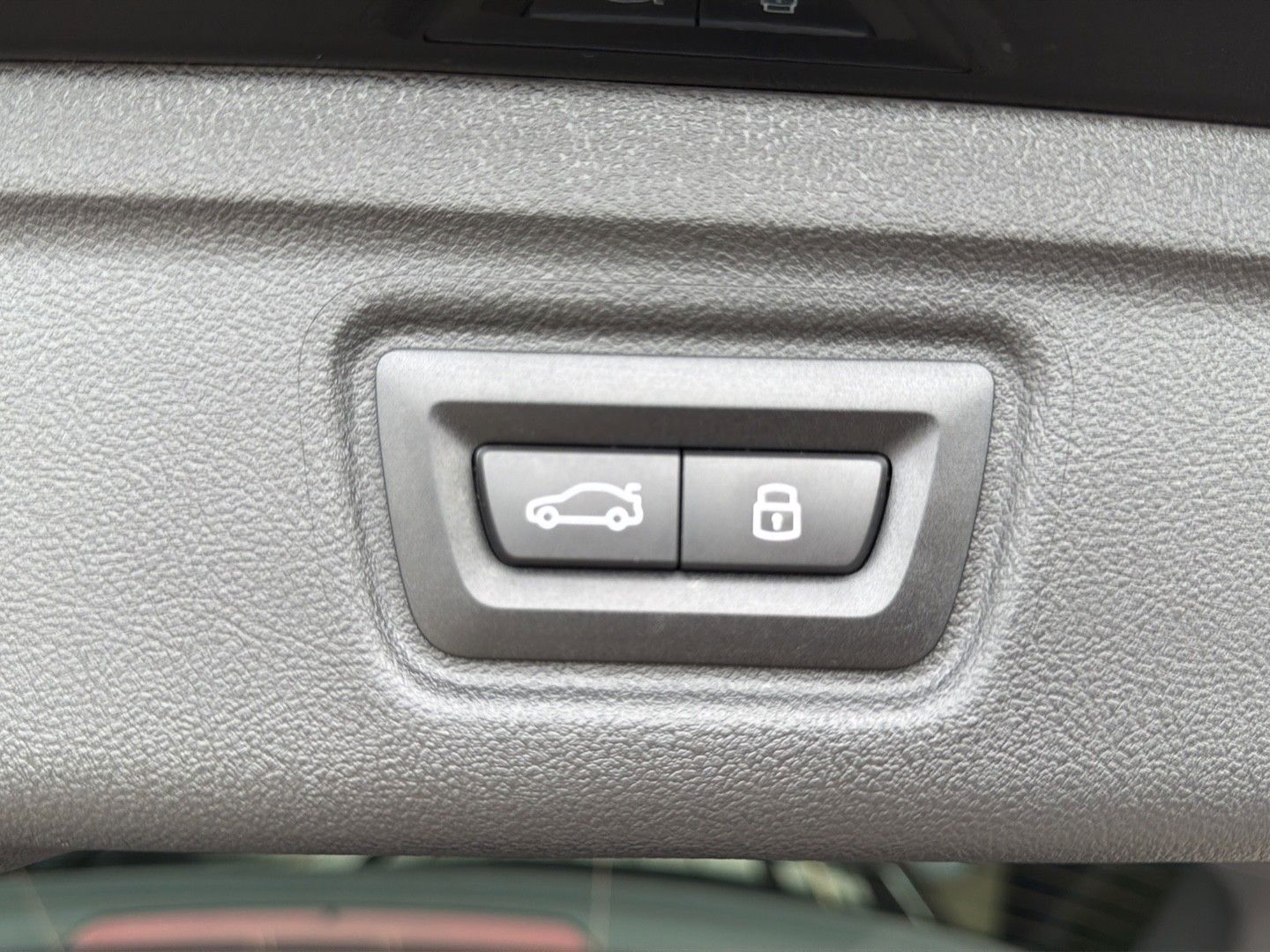 BMW 320i Touring M-Sport ACC AHK HiFi HUD 360° FL2