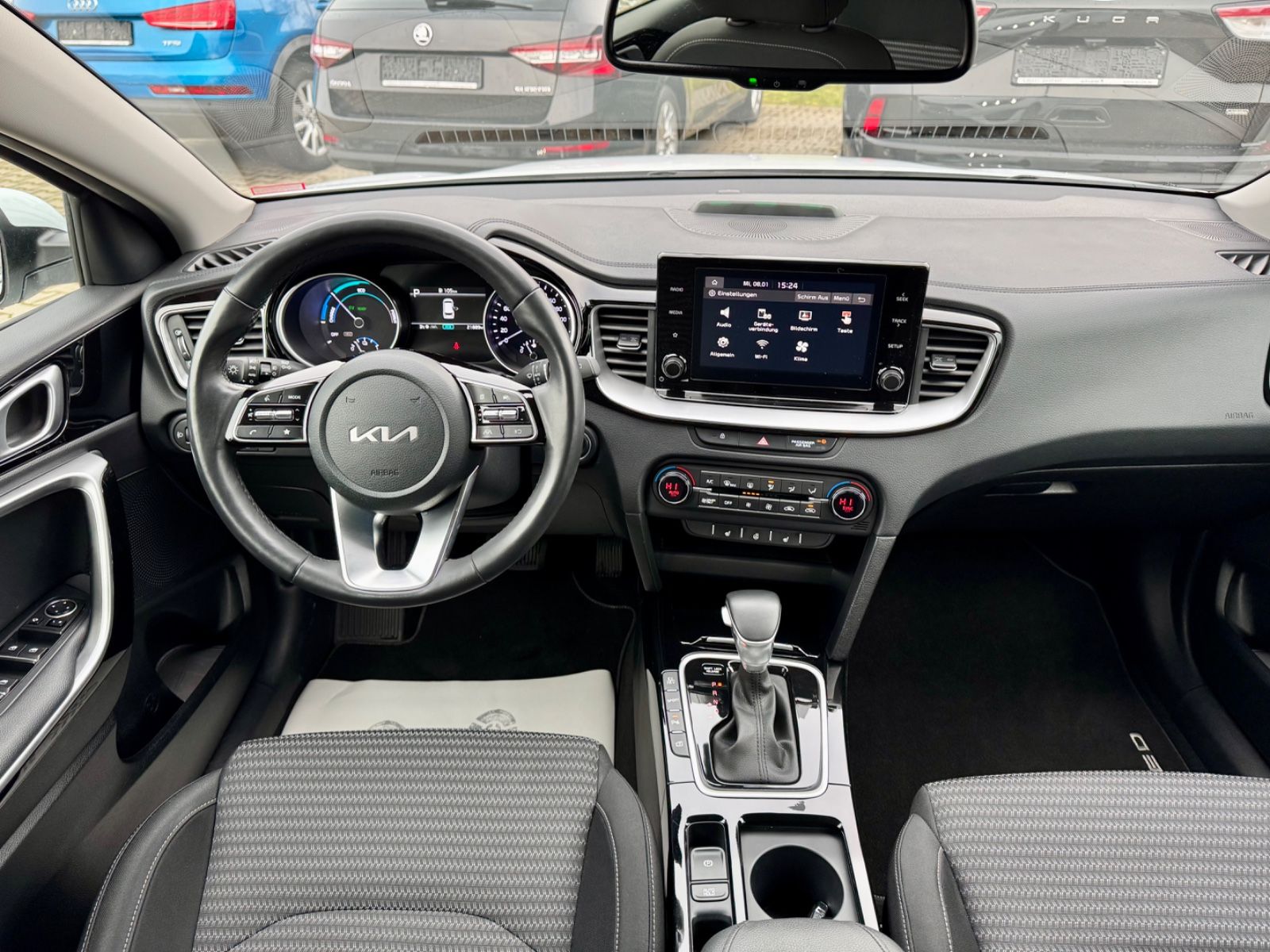 Kia cee'd - Samsaru's Car Outlet