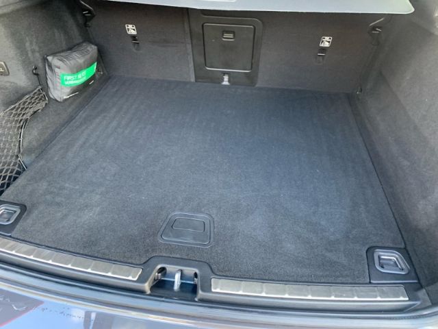 Volvo XC60 B4 AWD Inscription Standheizung Voll LED Ma