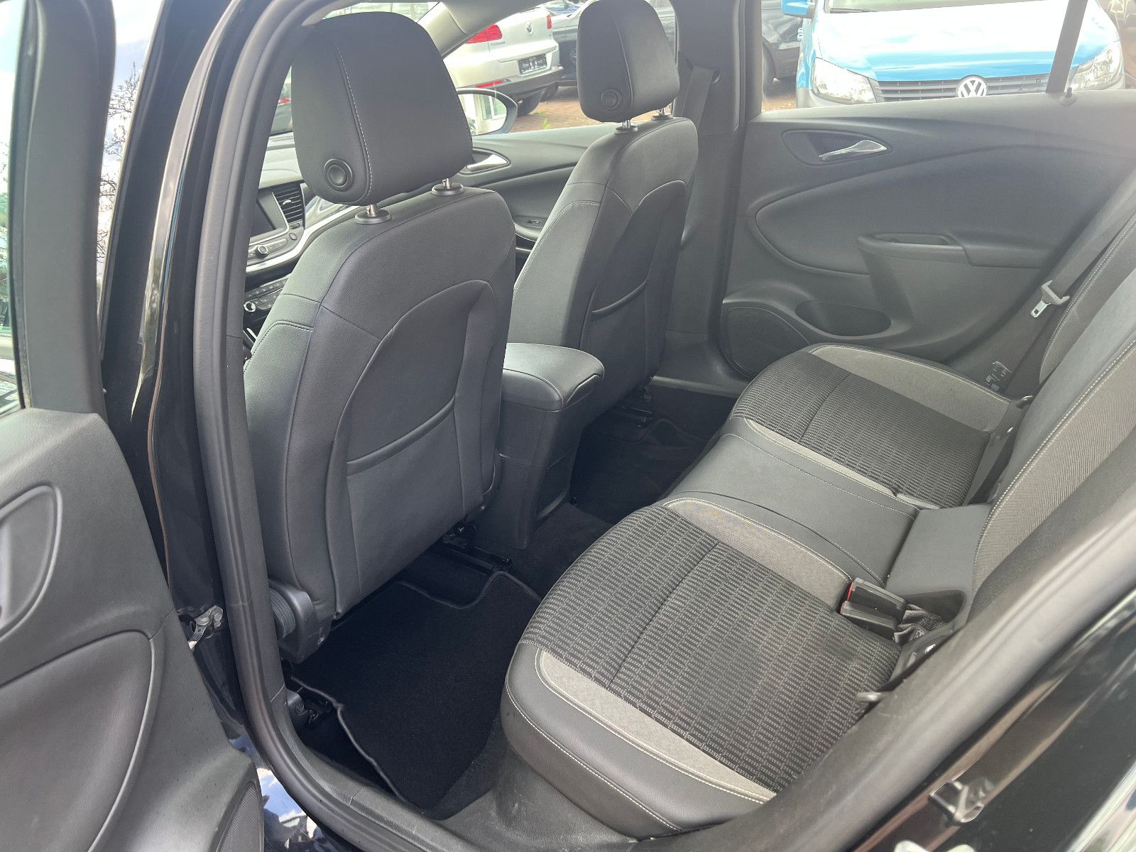 Opel Astra K Sports Tourer Elegance - Samsaru's Car Outlet