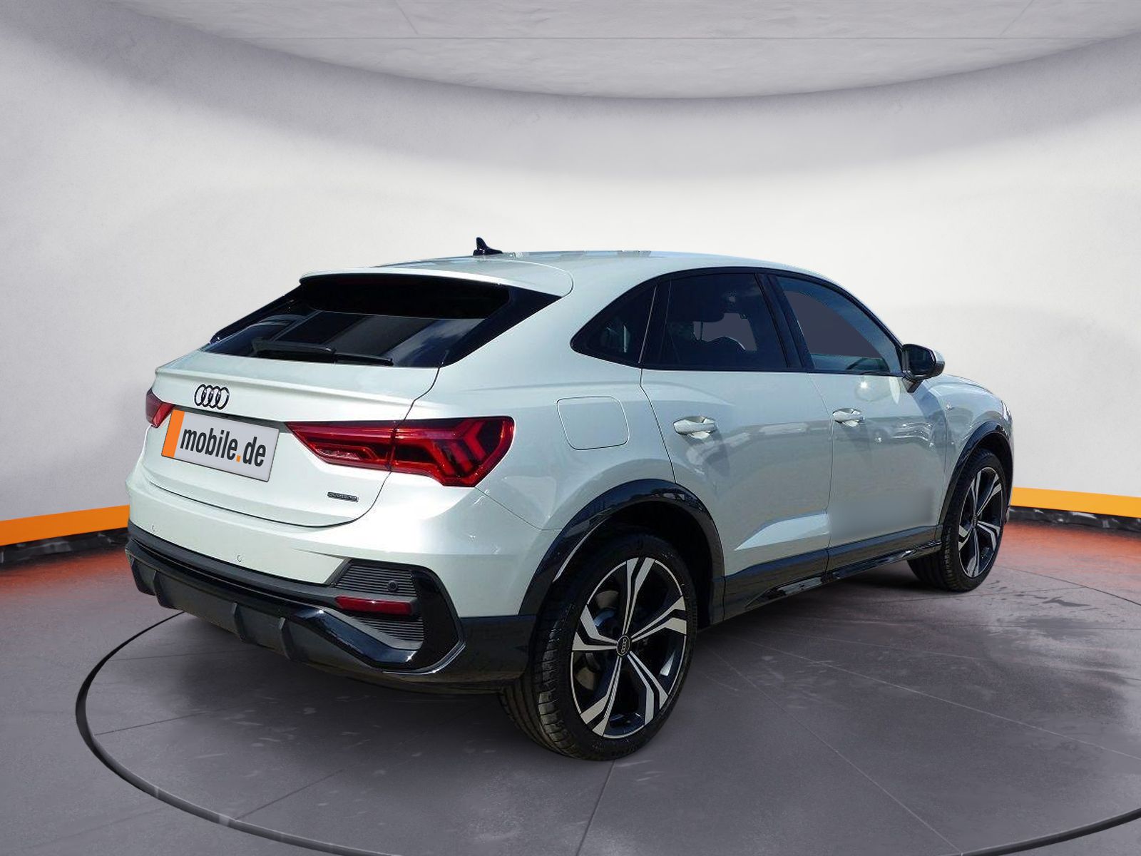 Audi Q3 Sportback 40 TFSI quattro S-tronic S line - Samsaru's Car Outlet