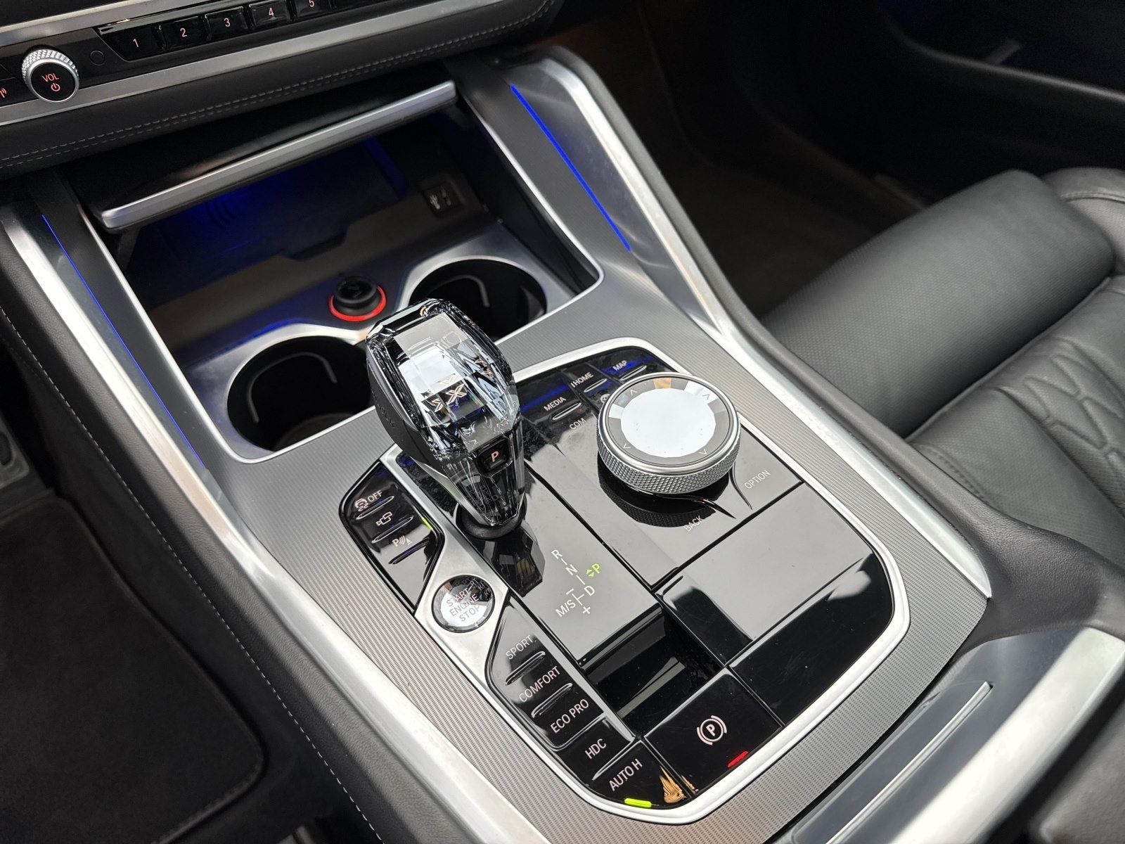 BMW X6 xDrive40d M Sportpaket B&W Head-Up AHK *VOLL*