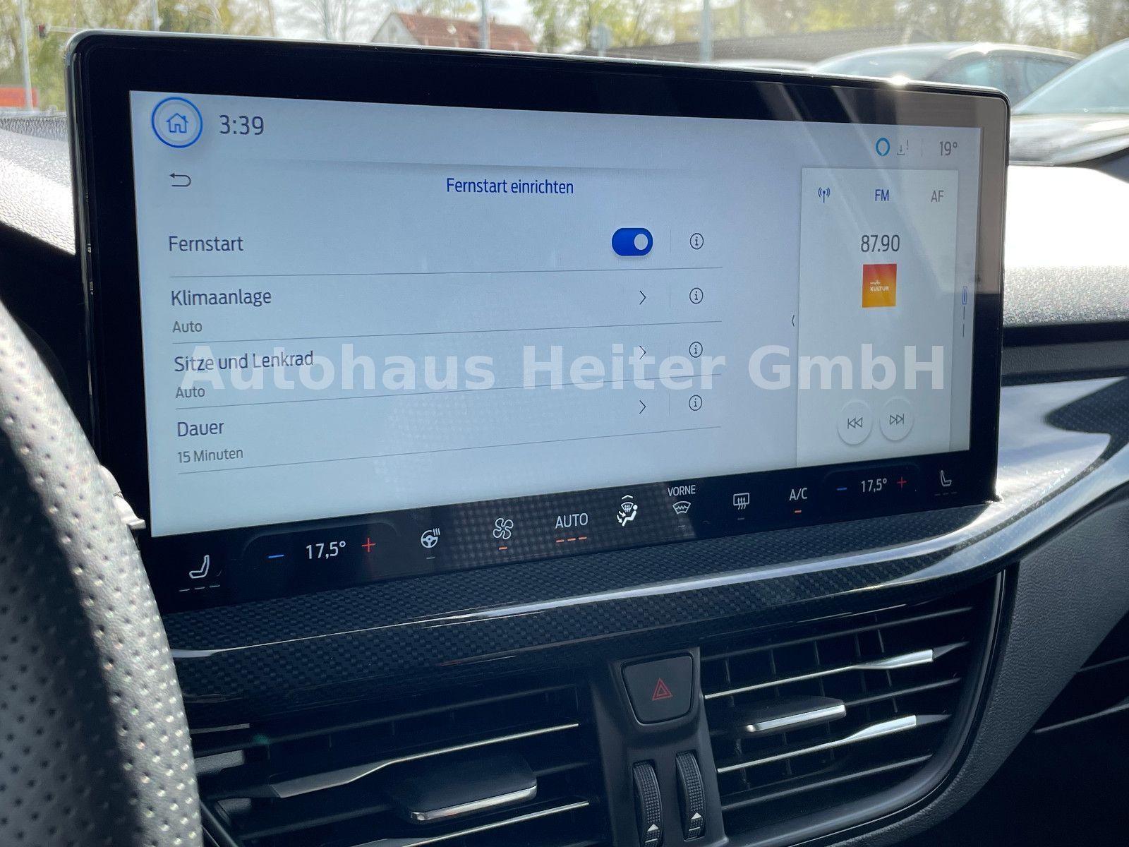 Ford Focus Automatik ST-Line X /155PS+Head-Up+ACC+AHK
