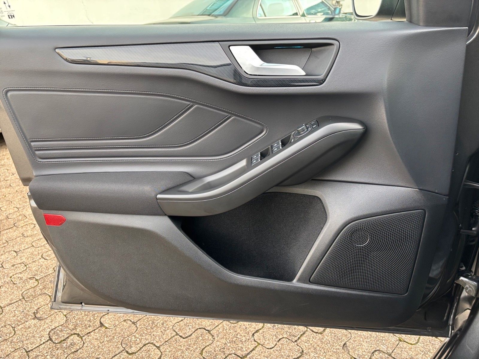 Ford Focus 1.5 EcoBlue AUT. ST-Line X |ErgoSitze|18"|