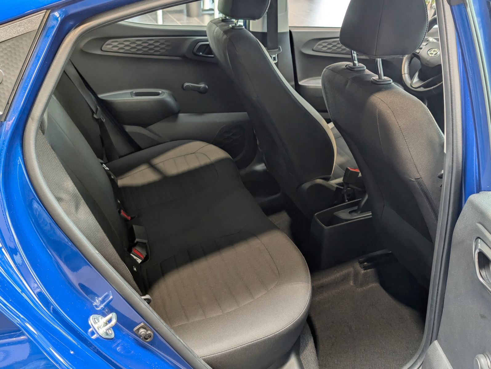Hyundai i10 Trend - Samsaru's Car Outlet