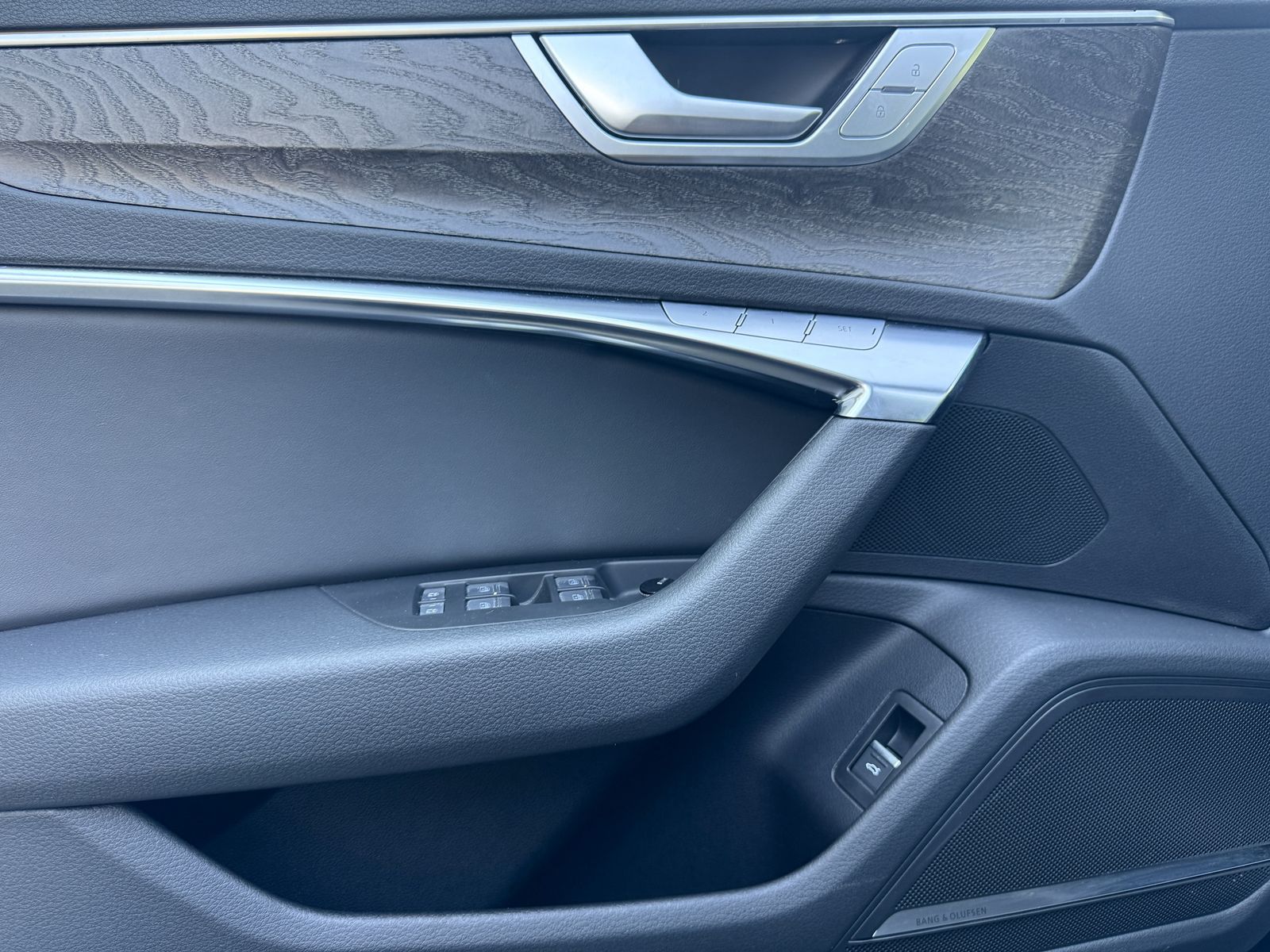 Audi A6 quattro S line - Samsaru's Car Outlet