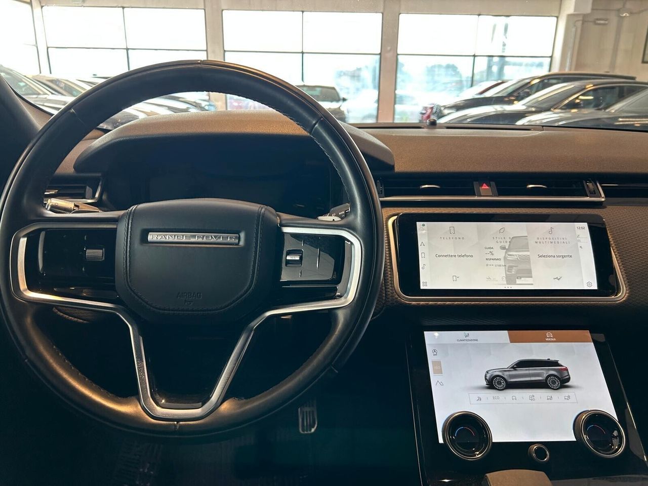 Range Rover Velar R-DYNAMIC S 2.0D - Samsaru's Car Outlet