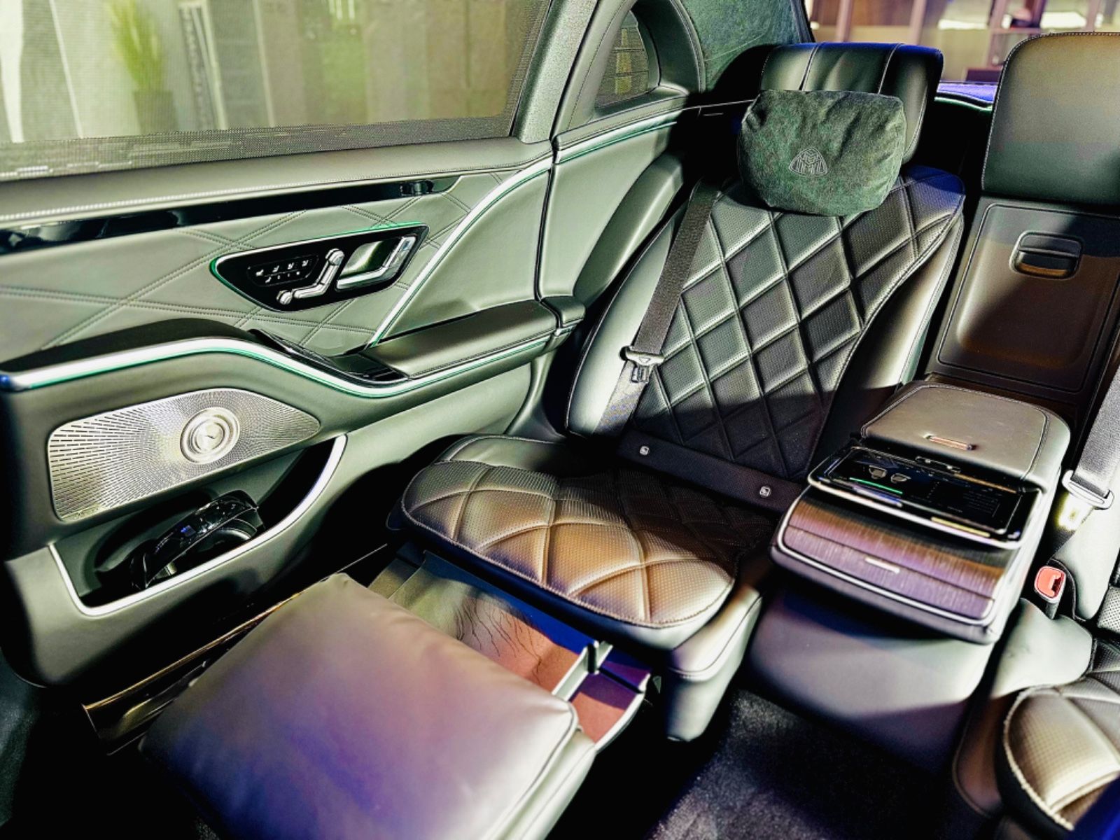 Mercedes-Benz S 580 Maybach - Samsaru's Car Outlet