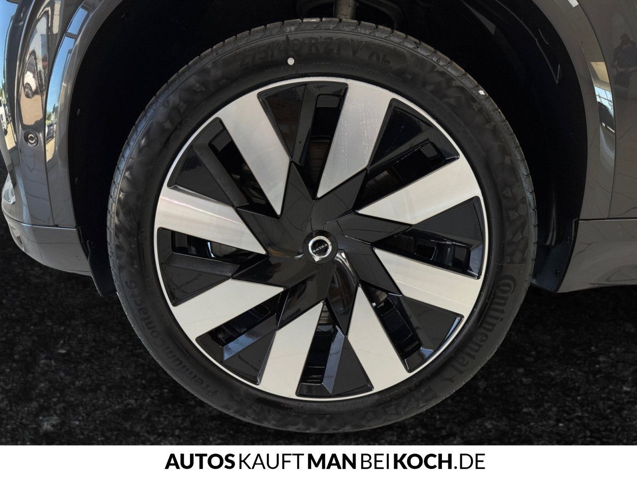 Volvo XC90 T8 Plug-In AWD Ultimate - Samsaru's Car Outlet
