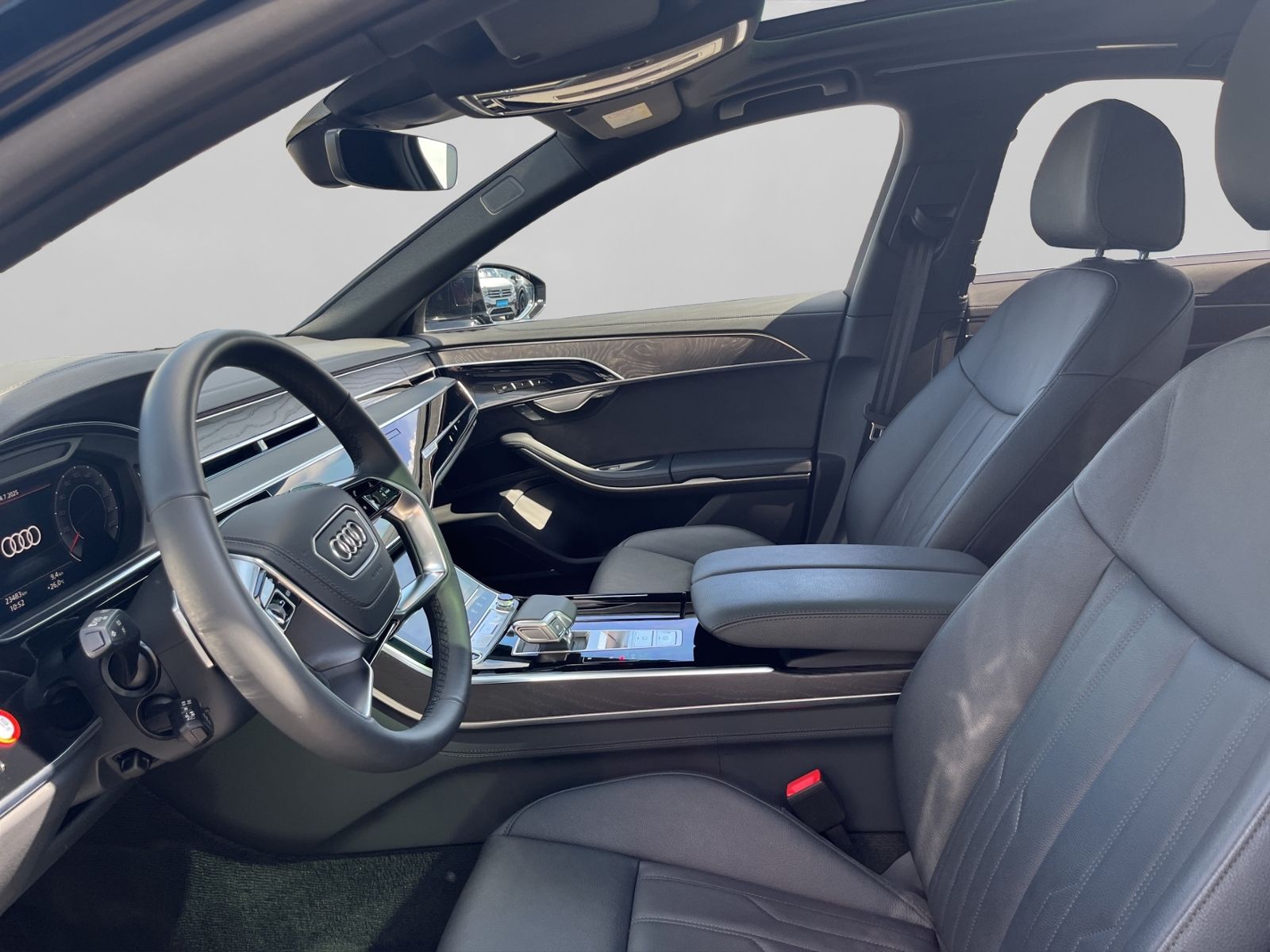 Audi A8 50 TDI quattro - Samsaru's Car Outlet