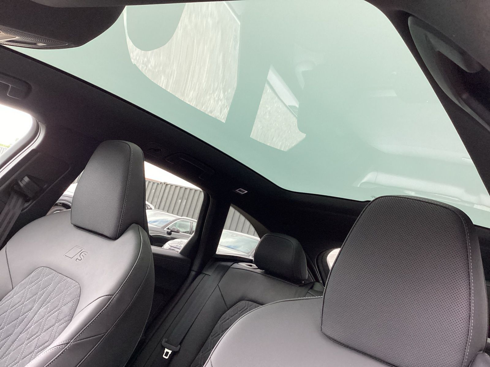 Audi A5 Avant 270 KW e-hybrid q. S line TFSI,MATRIX,B