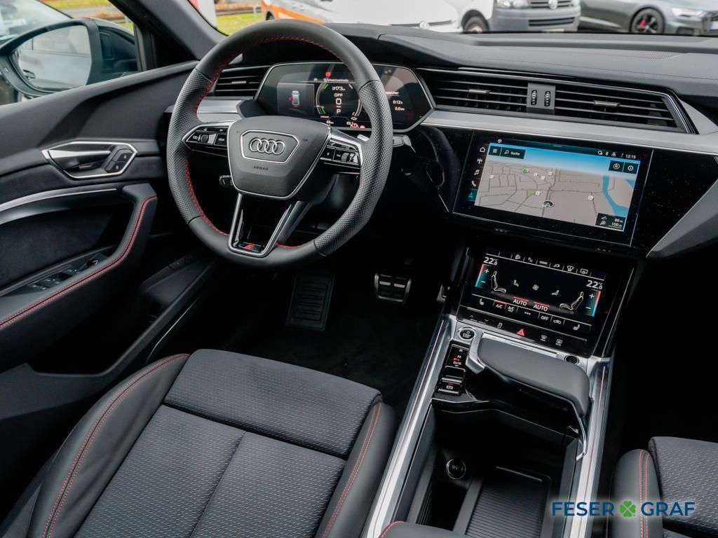 Audi Q8 Sportback e-tron 50 2x S line - Samsaru's Car Outlet