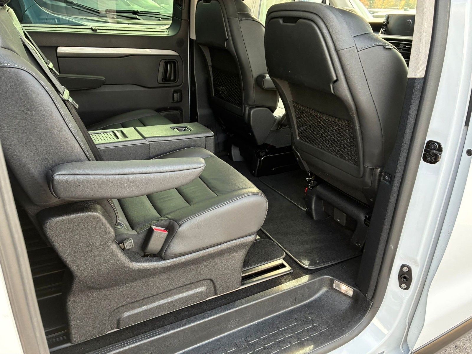 Citroën SpaceTourer Max XL, 180AT, PANO, VIP2, AHK