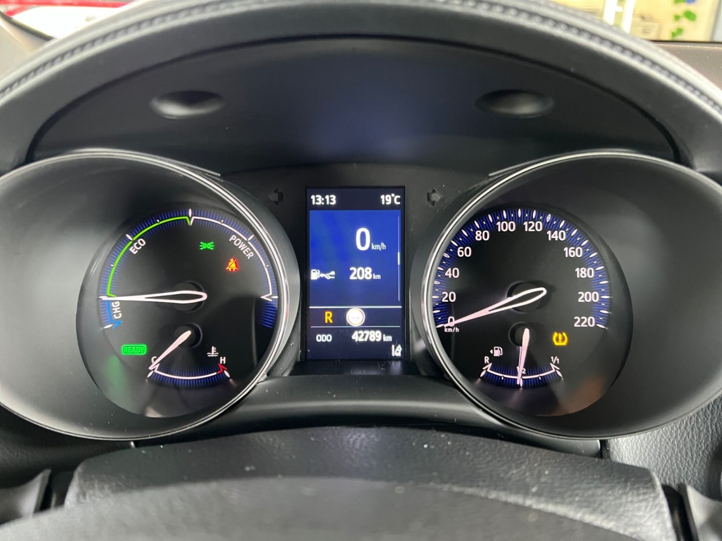 Toyota C-HR 2.0 Hybrid Team - Samsaru's Car Outlet