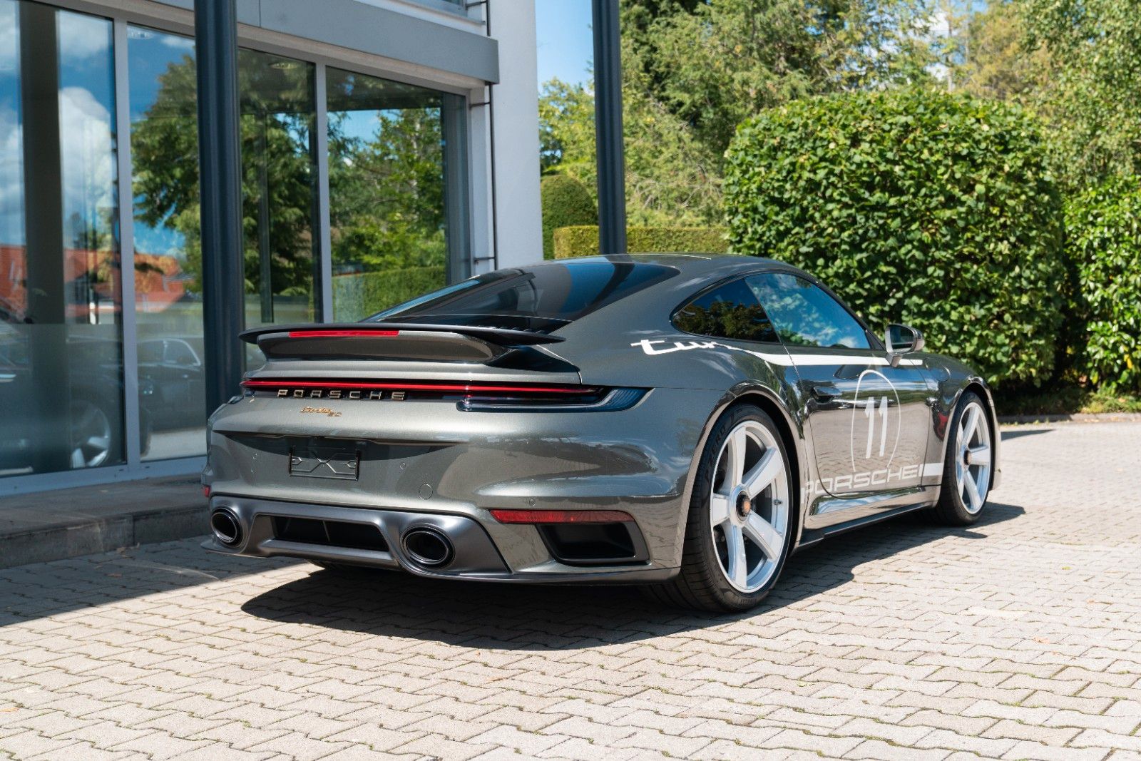 Porsche 992 Turbo 50 Jahre/ HERITAGE PAK/ NACHT/ BURMEST