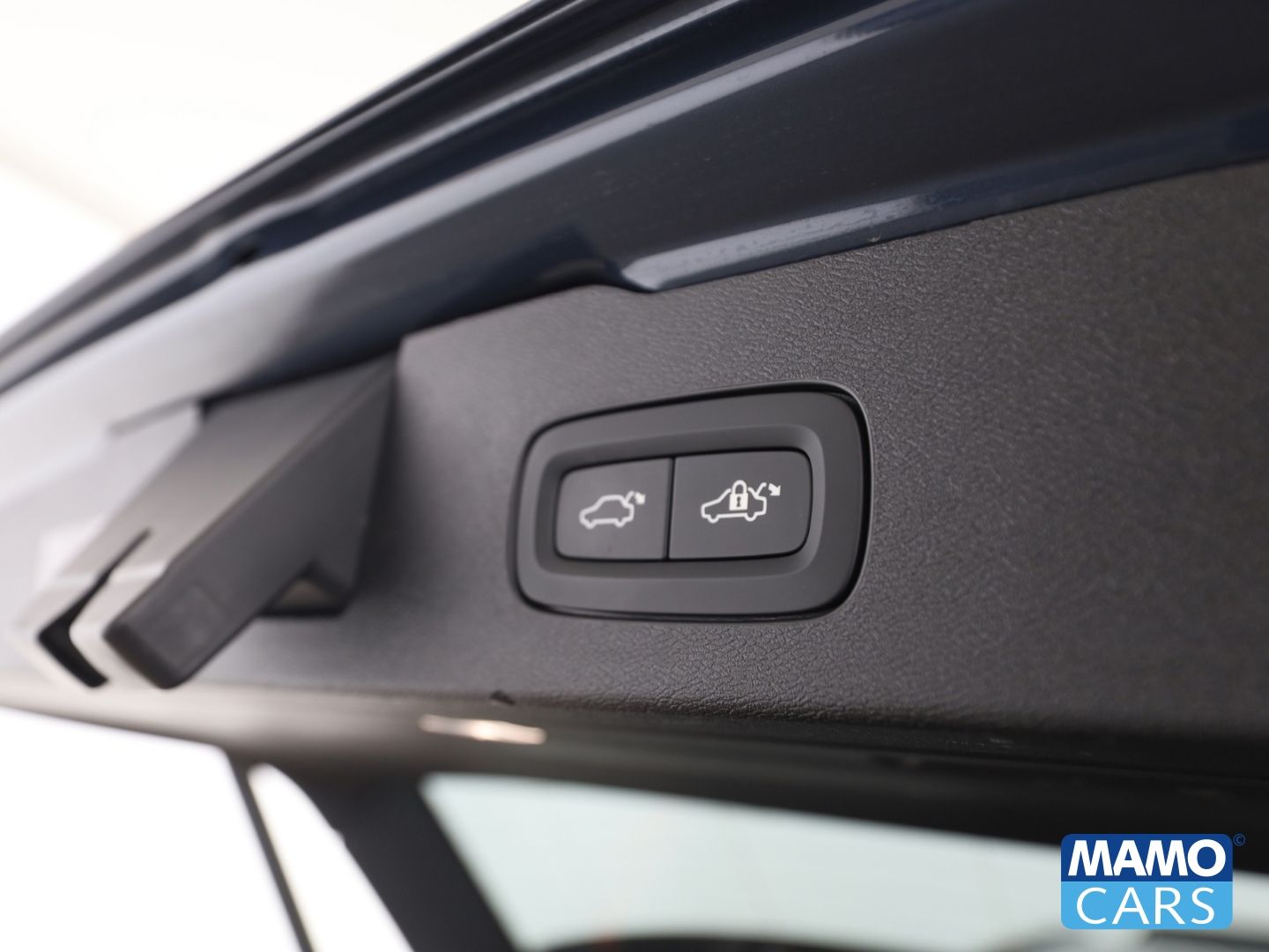 Volvo V60 T6 AWD Ultra Dark AHK/ACC/B&W/360°/PANO/STHZ