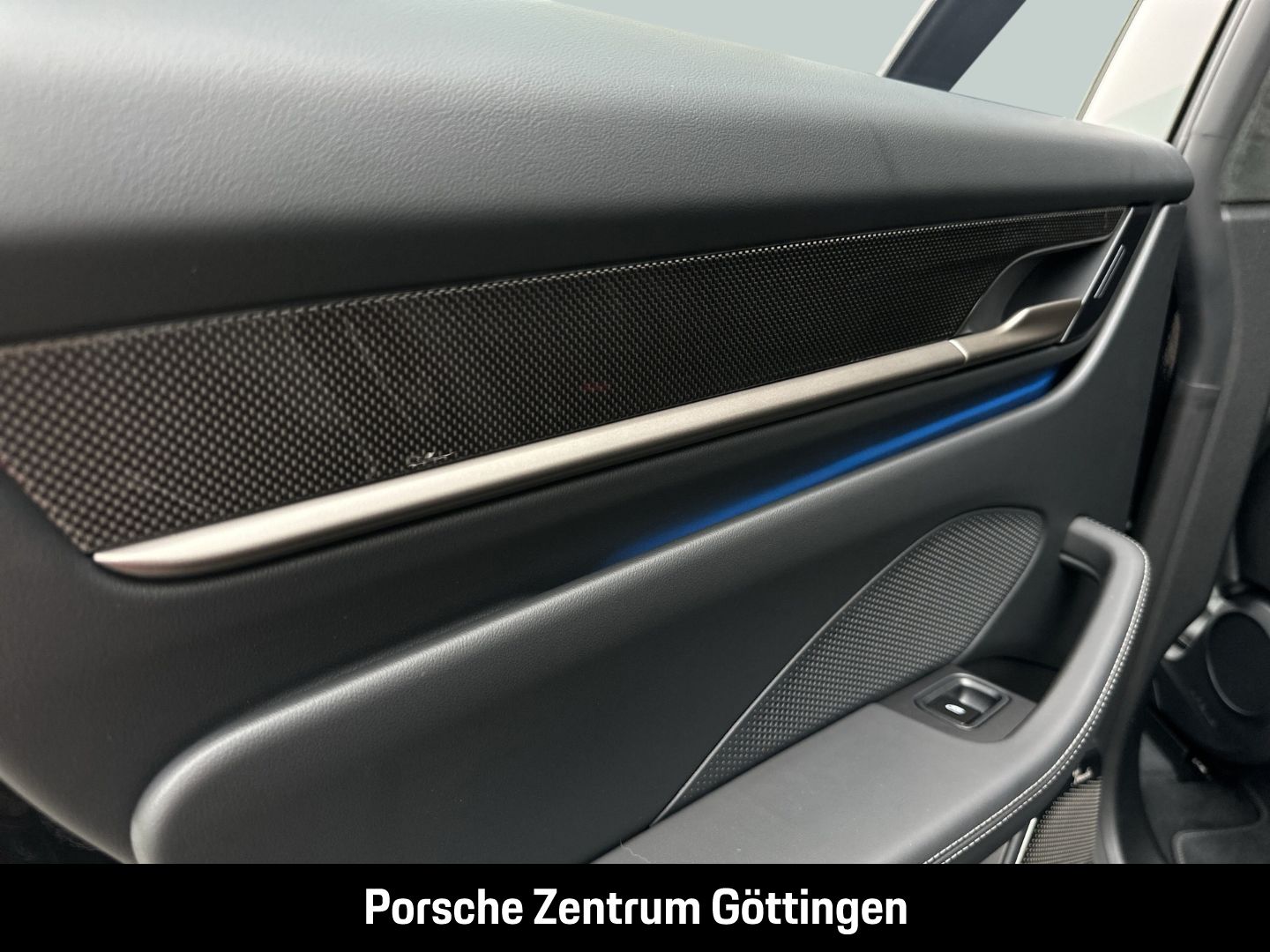 Porsche Macan Turbo Burmester HA-Lenkung InnoDrive LED