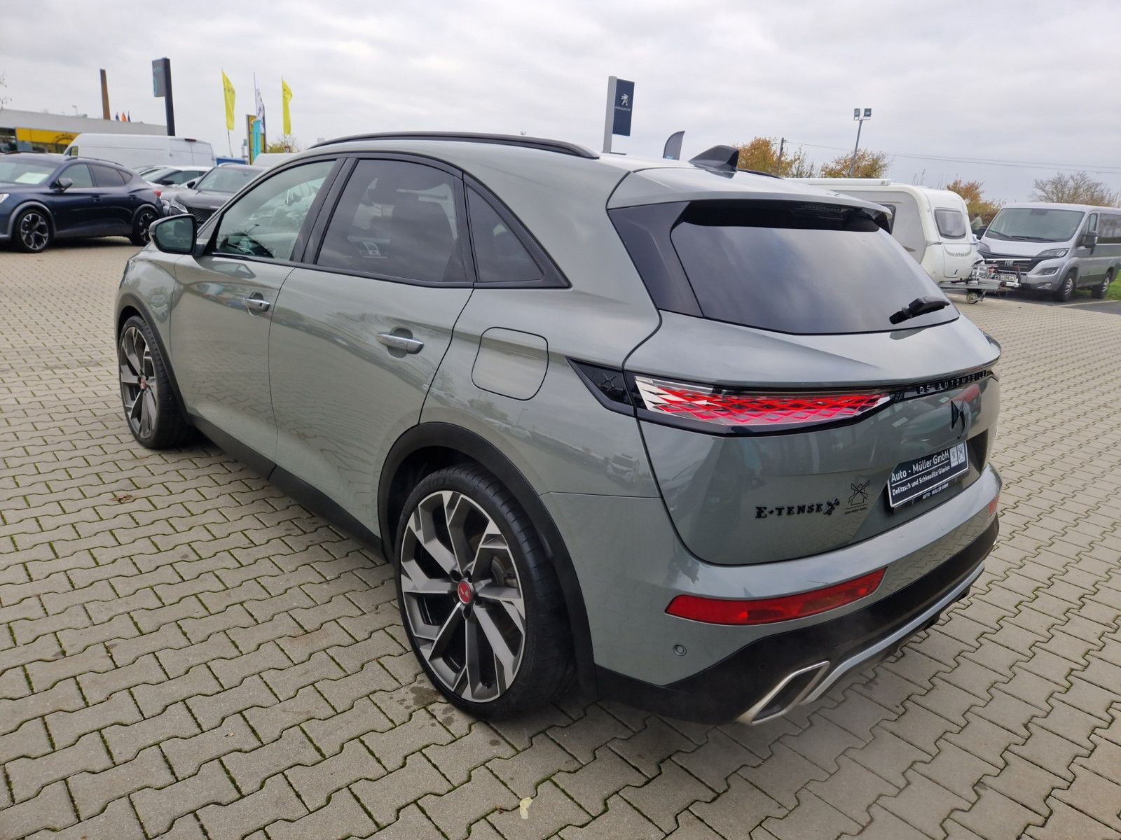 DS Automobiles DS7 E-Tense 360 Performance Line 4x4