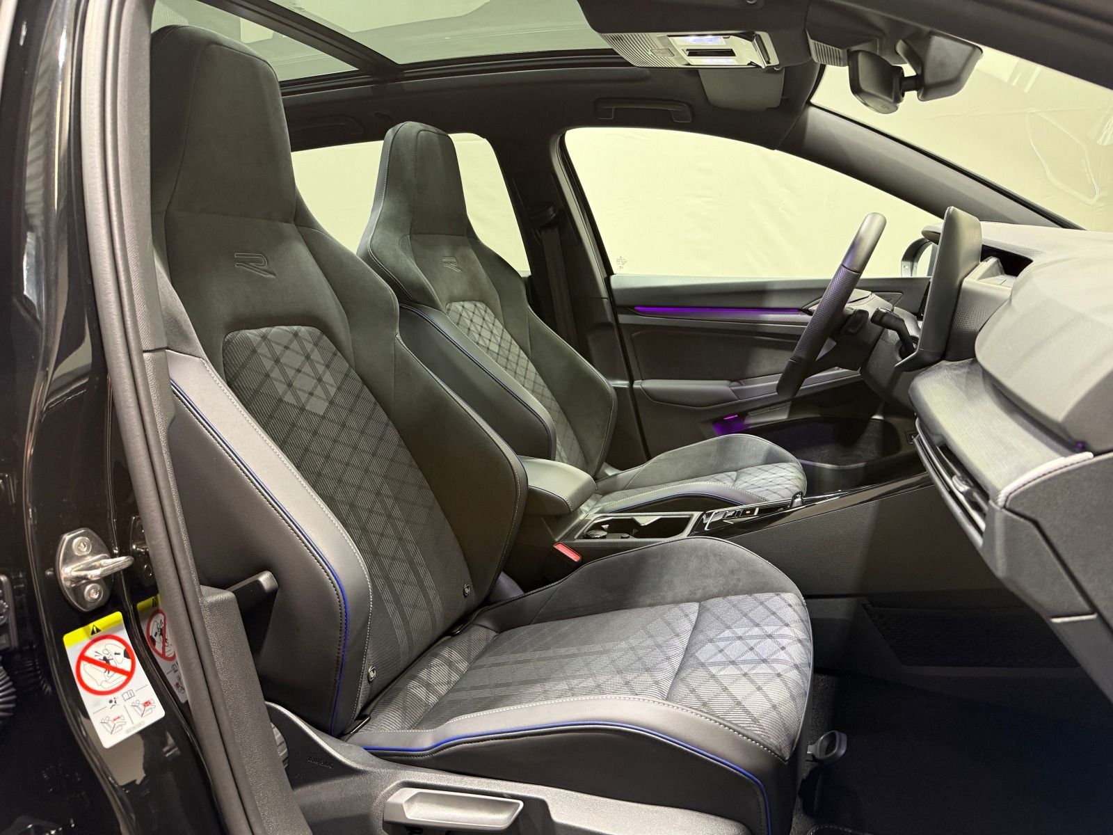 Volkswagen Golf Variant R-Line 2.0 TSI DSG 4M Black Style