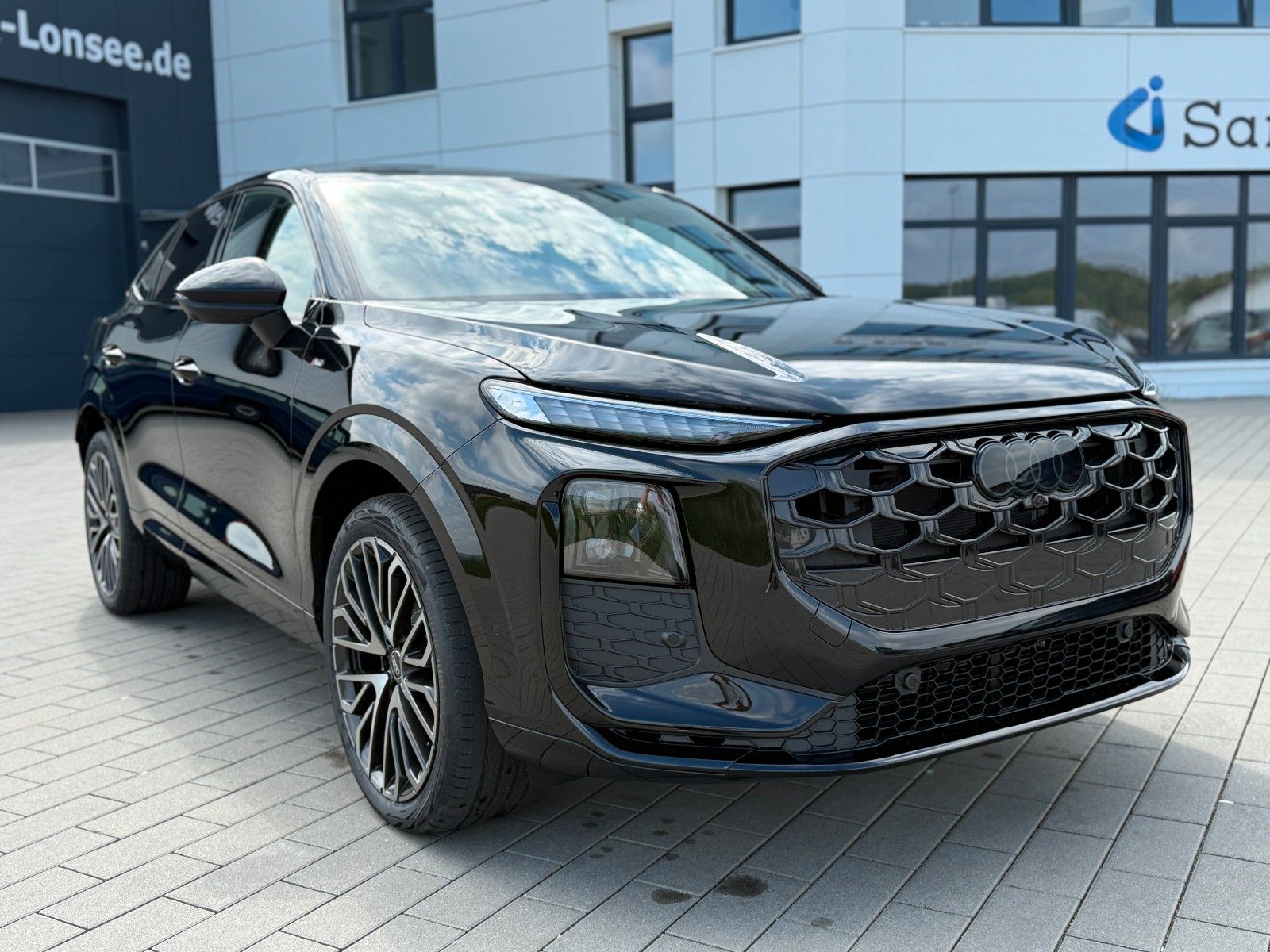 Audi Q3 Sportback S-LINE quattro+AHK+PANO+SONOS